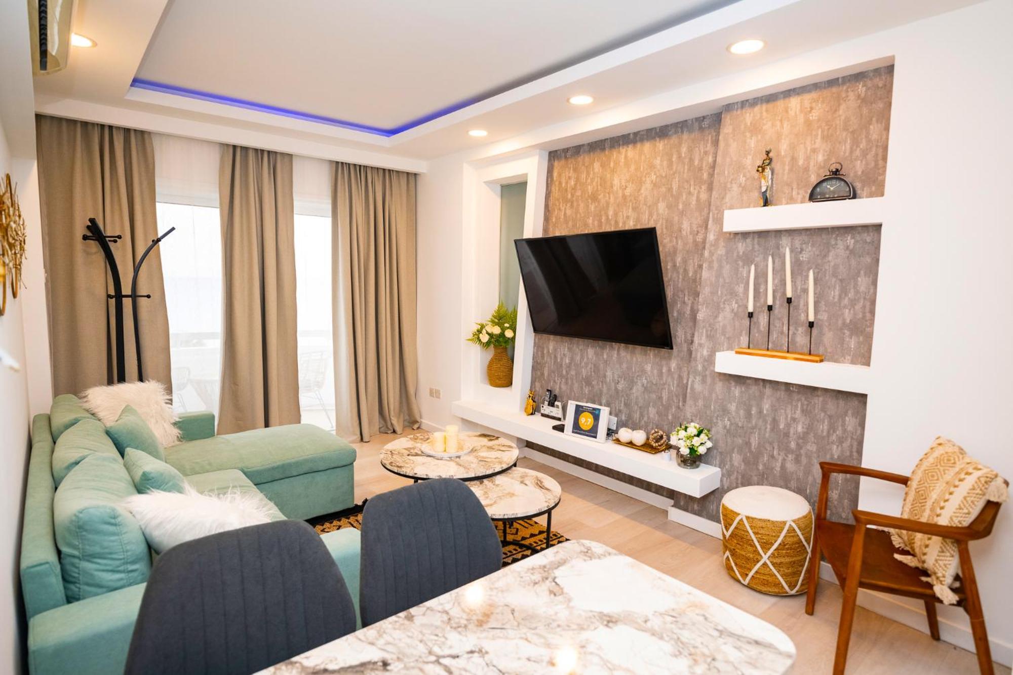 Lazuli Sea View Beachfront Ap 21 Lárnaca Exterior foto