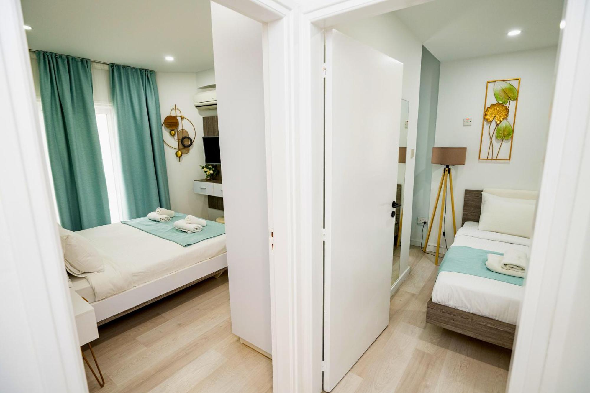 Lazuli Sea View Beachfront Ap 21 Lárnaca Exterior foto